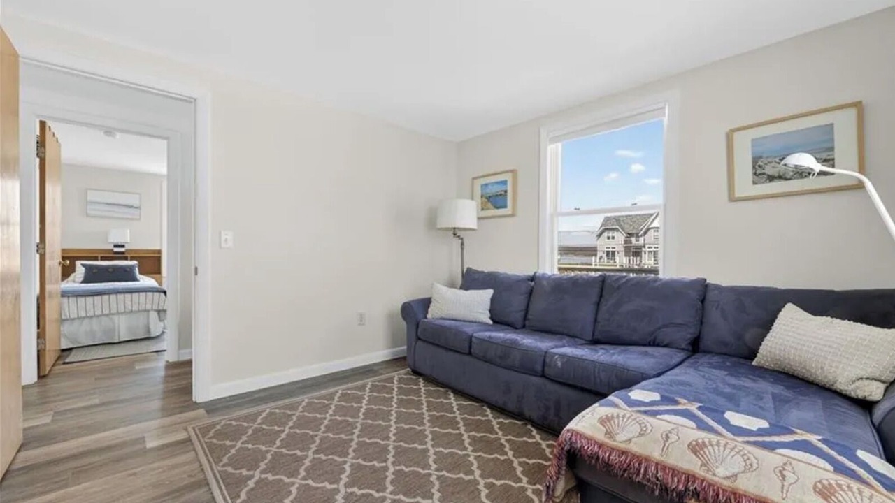Photo of Livingroom in Westerly
