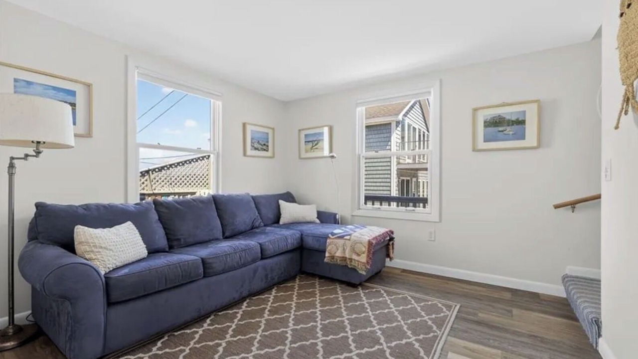 Photo of Livingroom in Westerly