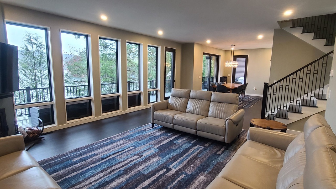 Photo of Livingroom in Alton Bay