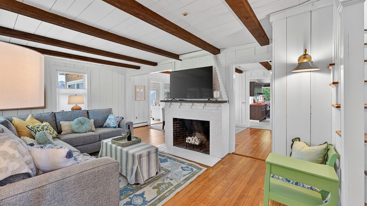 Photo of Livingroom in Greenbush