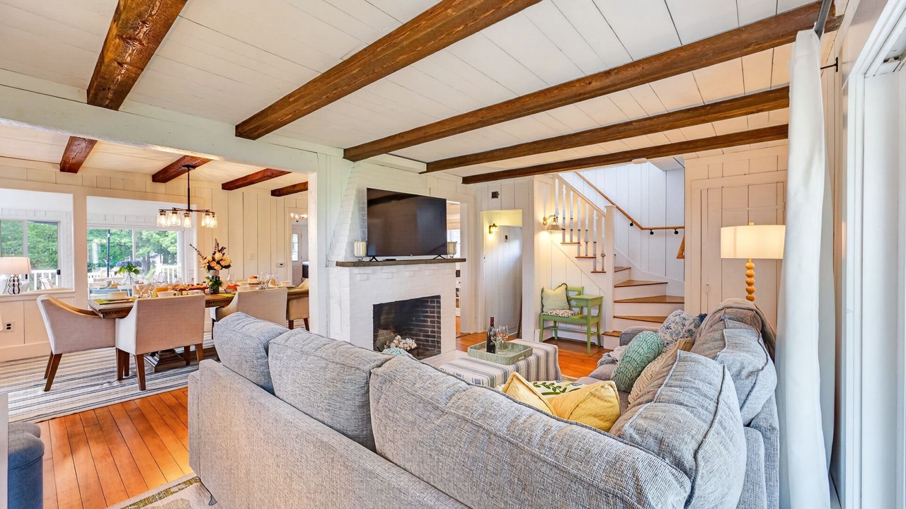 Photo of Livingroom in Greenbush