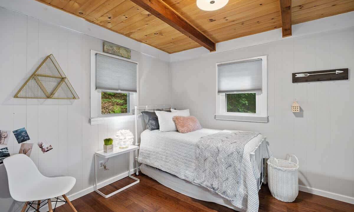 Photo of Bedroom in Newbury
