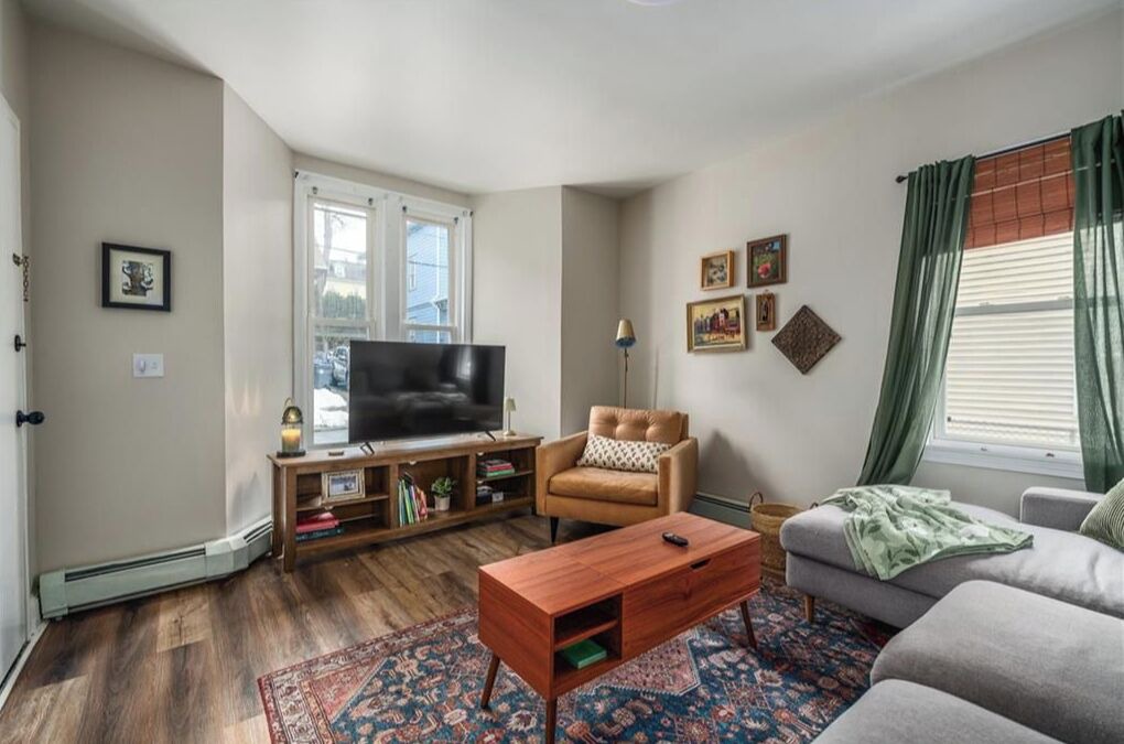 Photo of Livingroom in Providence