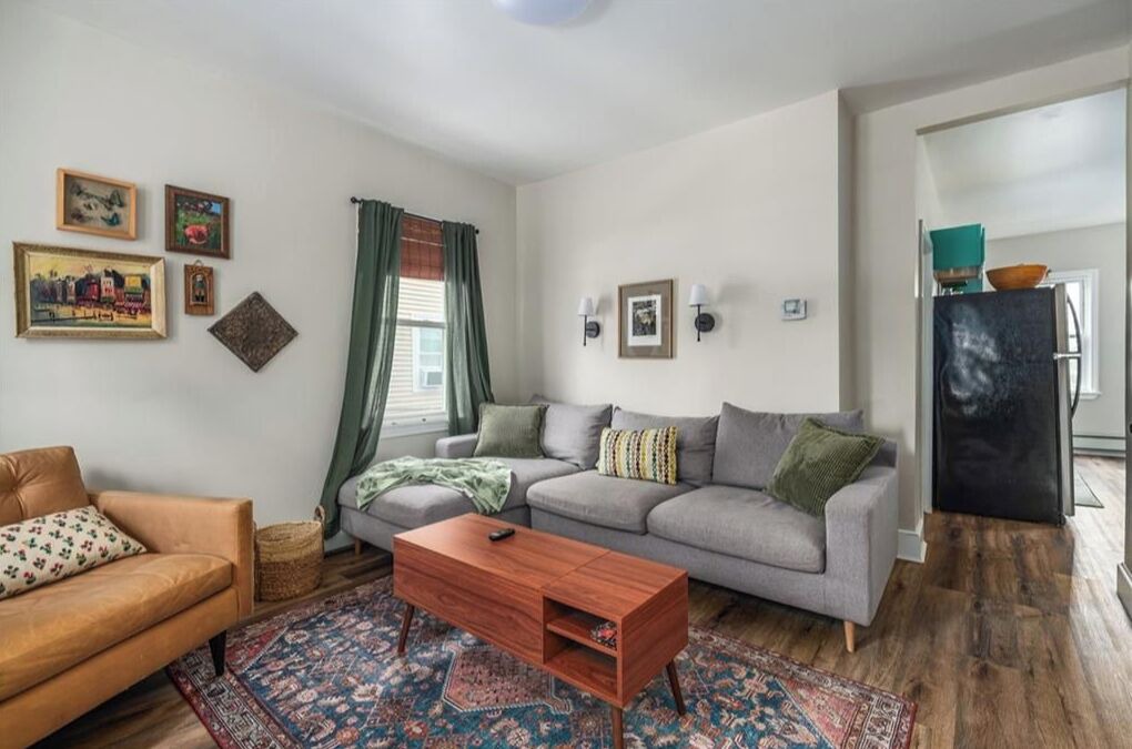 Photo of Livingroom in Providence