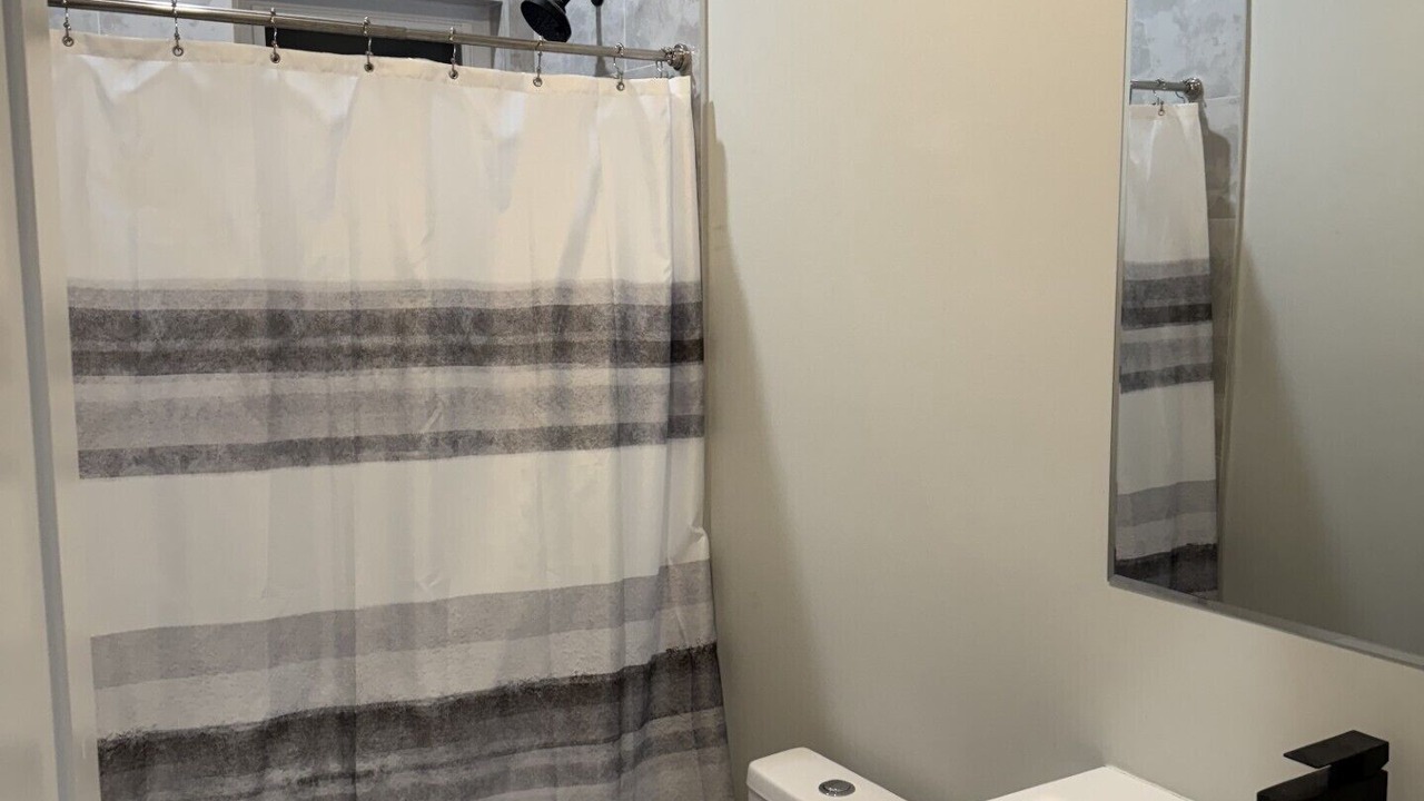 Photo of Bathroom in Bergenfield