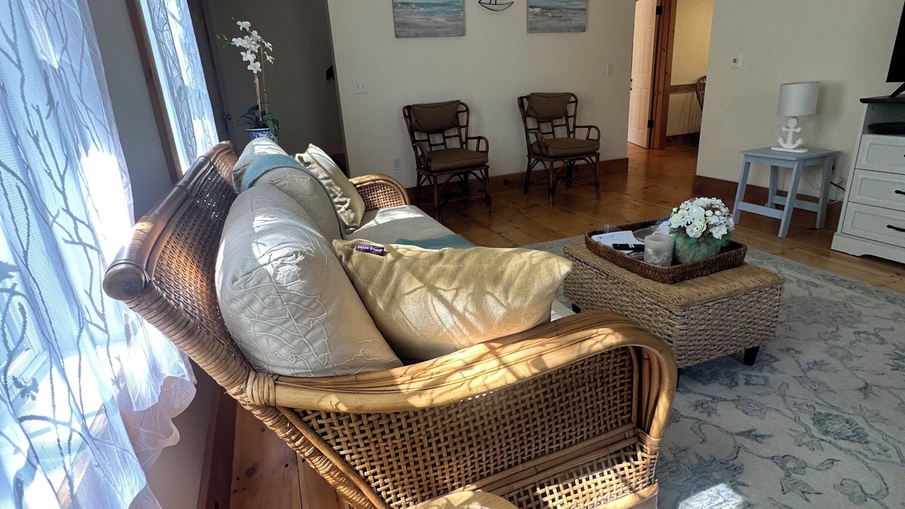 Photo of Livingroom in Edgartown