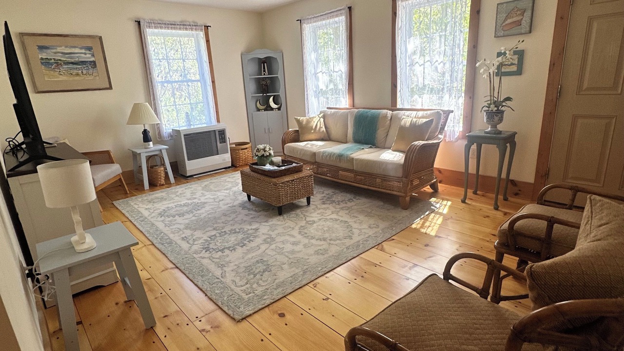 Photo of Livingroom in Edgartown
