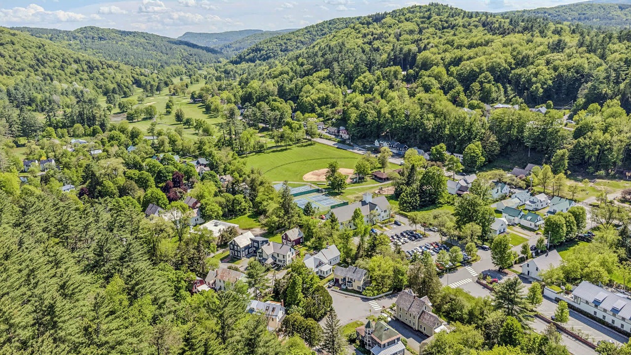 Photo of Outdoor in Woodstock