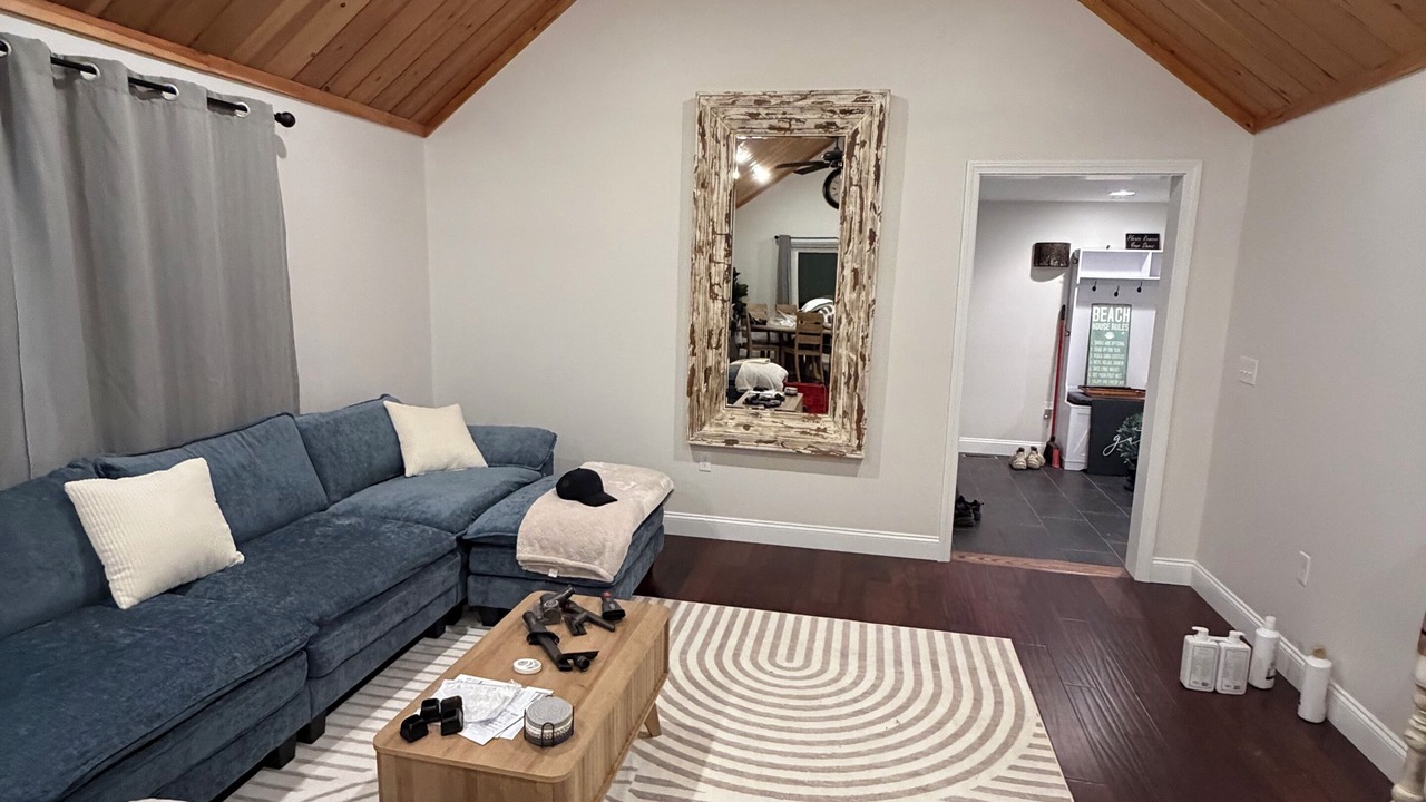 Photo of Livingroom in Lochmere