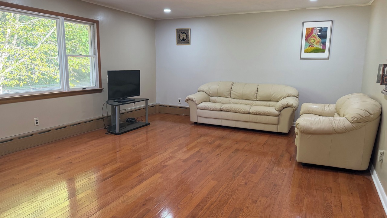 Photo of Livingroom in Blawenburg