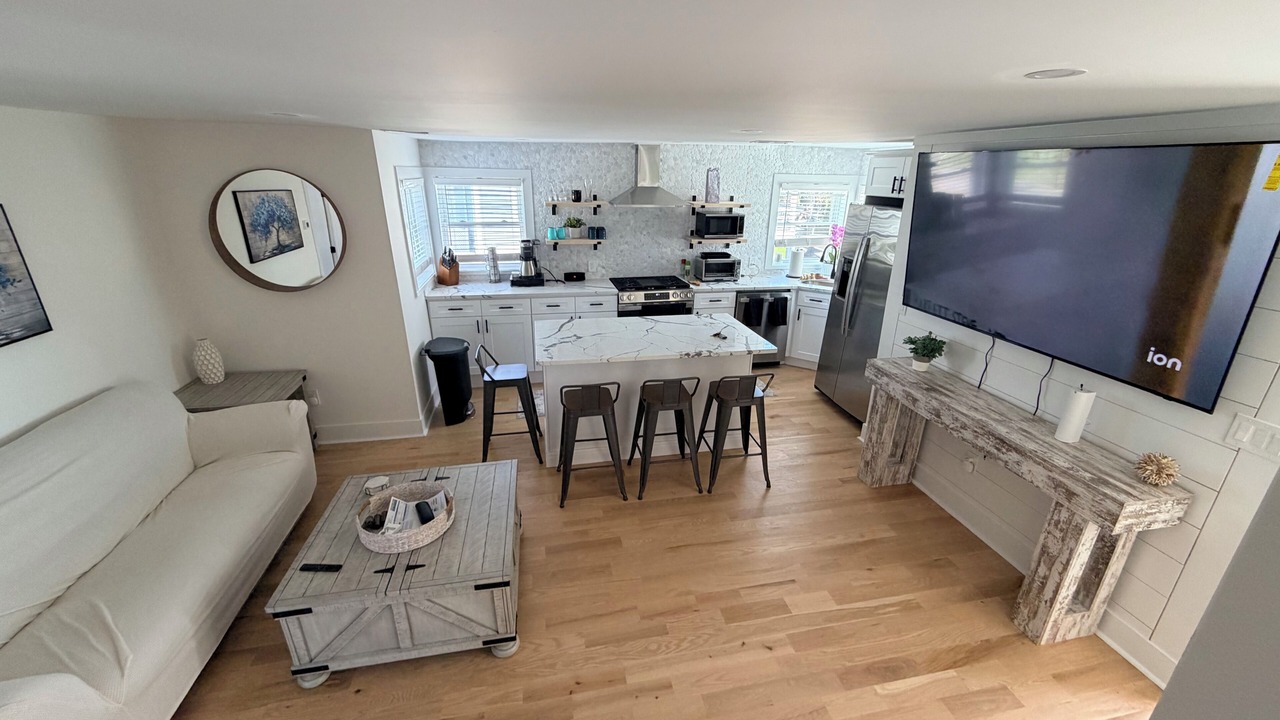 Photo of Livingroom in Milford