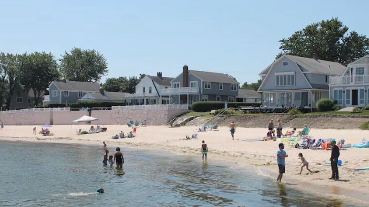 Photo of Others in Niantic