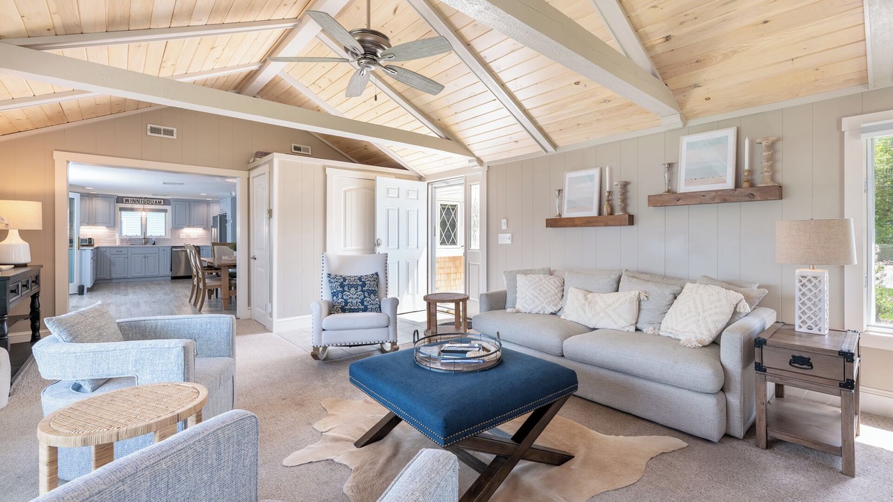 Photo of Livingroom in Lochmere