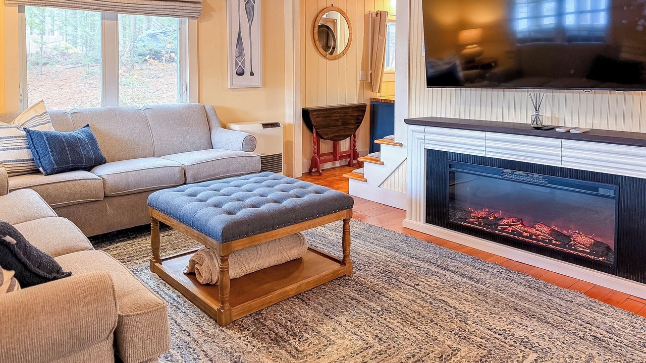 Photo of Livingroom in Barrington