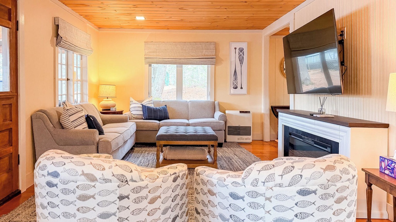 Photo of Livingroom in Barrington