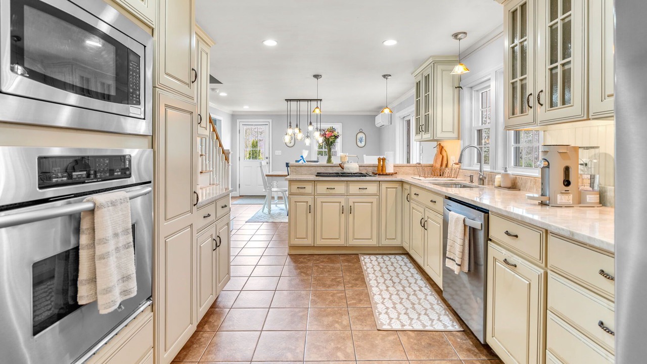 Photo of Kitchen in West Barnstable