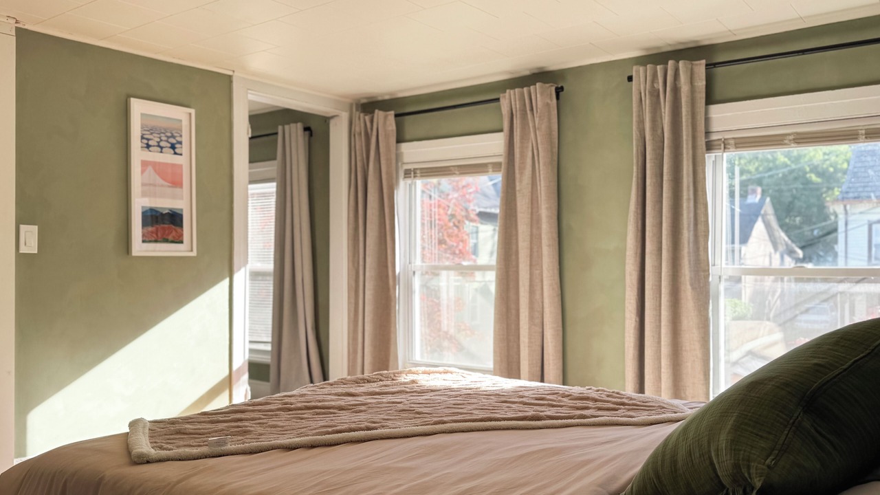Photo of Bedroom in Connelly