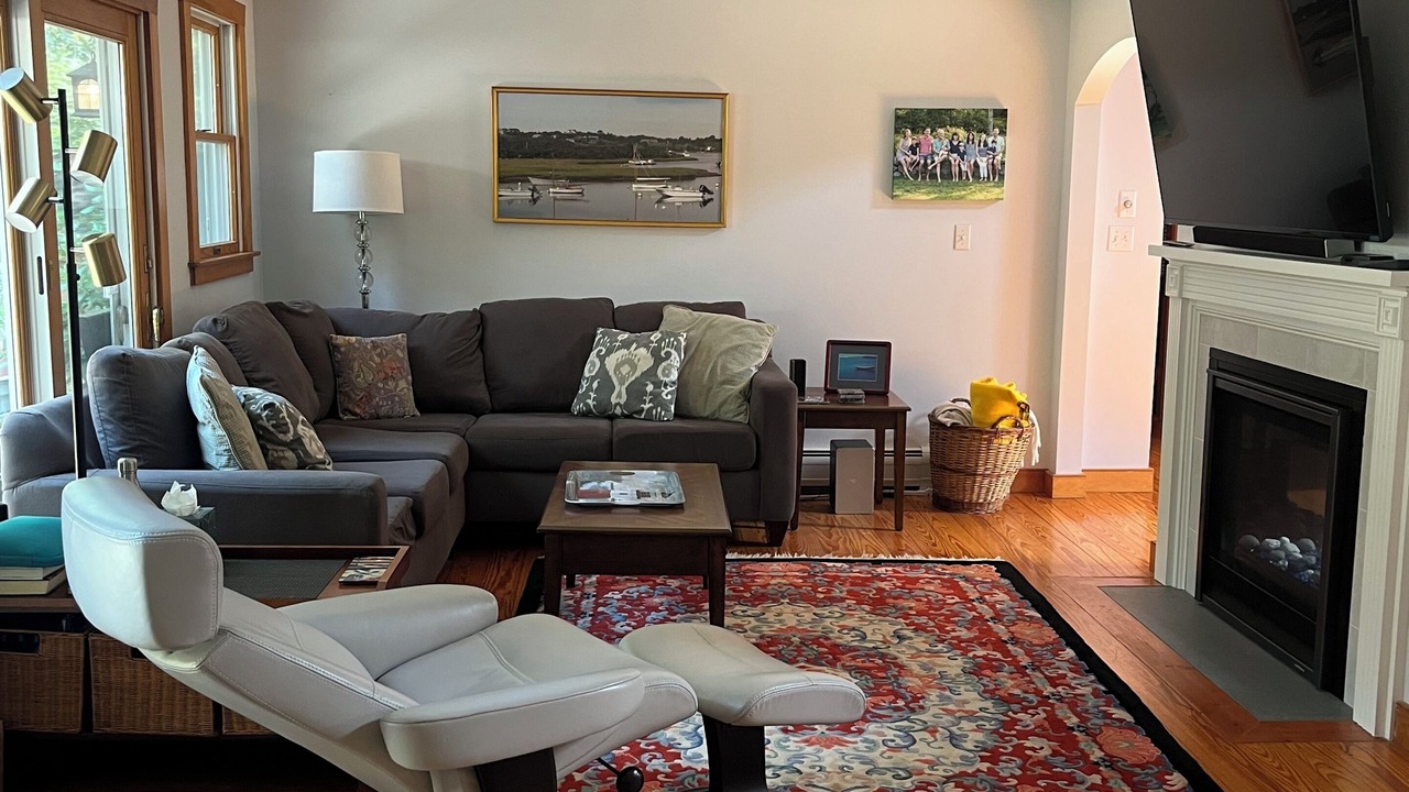 Photo of Livingroom in Chilmark