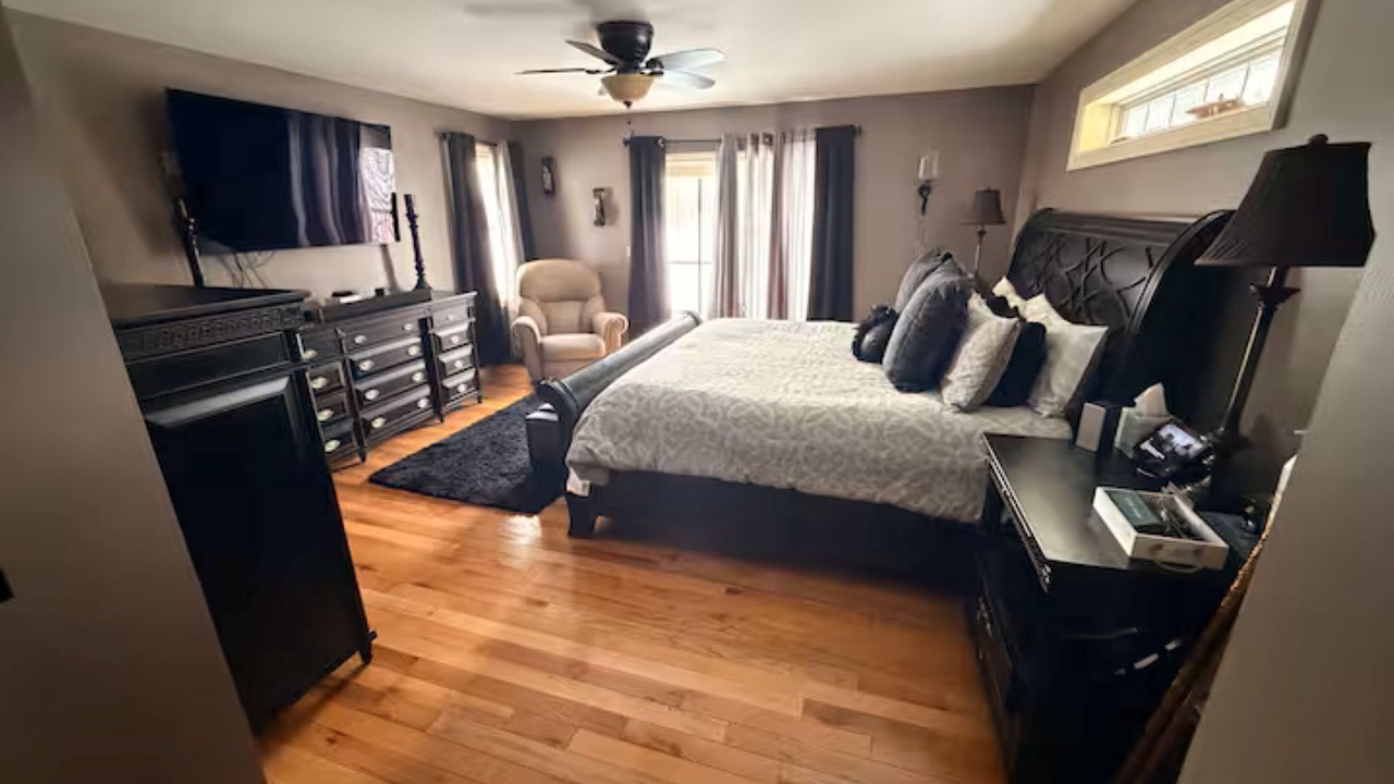 Photo of Bedroom in Queensbury