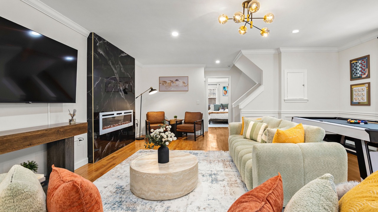 Photo of Livingroom in Mission Hill