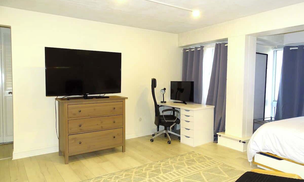 Photo of Bedroom in Mid-Cambridge