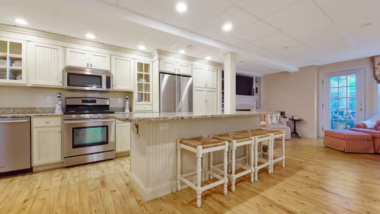 Photo of Kitchen in Popponesset