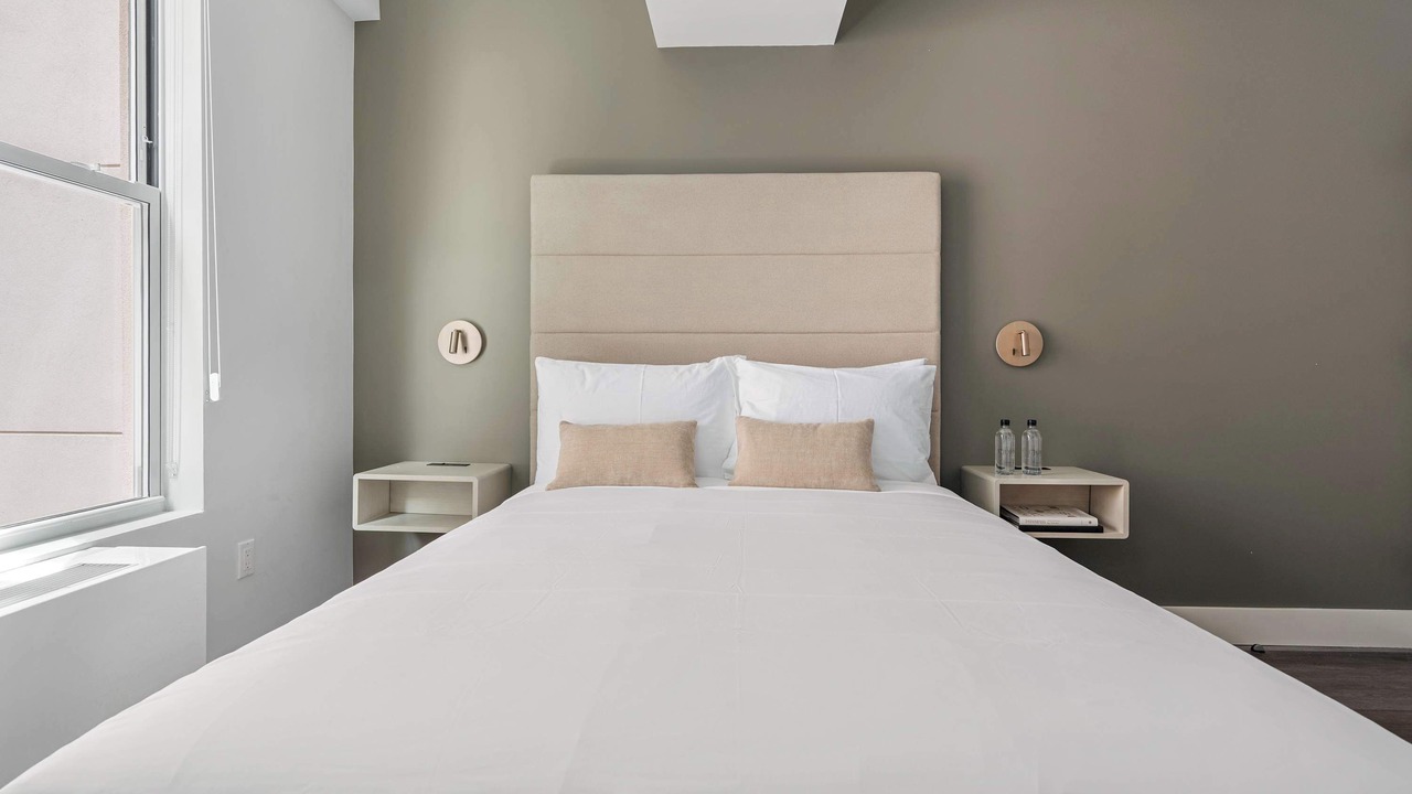 Photo of Bedroom in Financial District