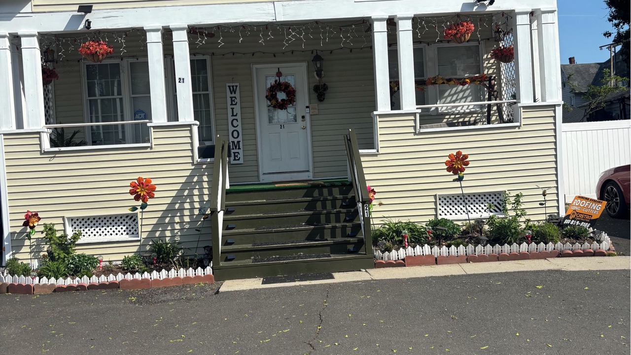 Photo of Outdoor in West End - West Side
