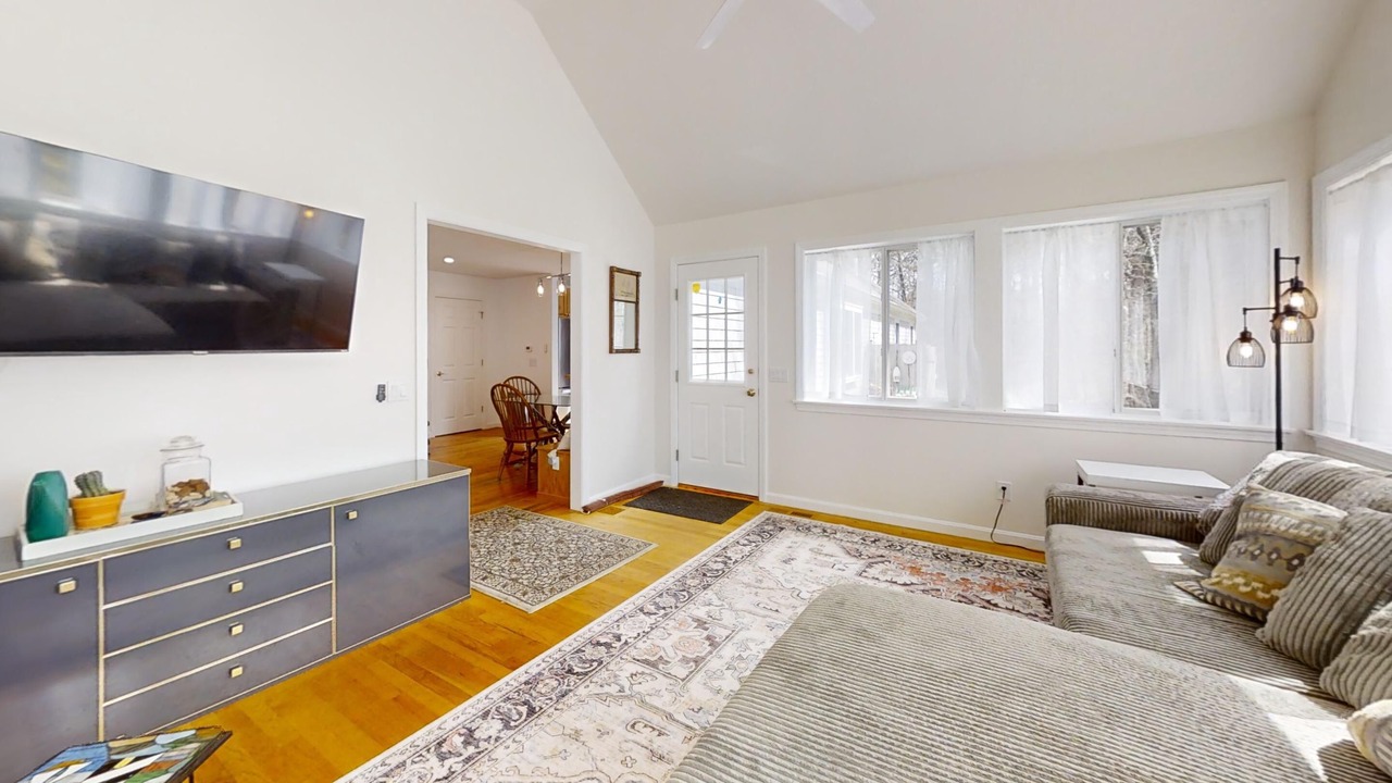 Photo of Livingroom in East Dennis