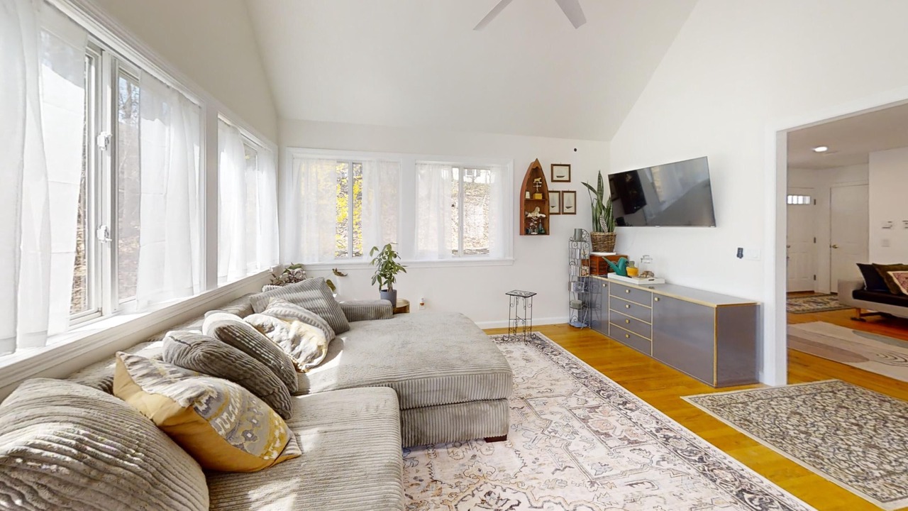 Photo of Livingroom in East Dennis