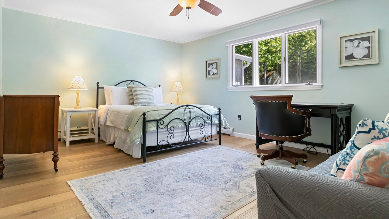 Photo of Bedroom in Trenton