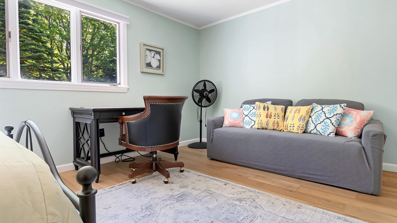 Photo of Livingroom in Trenton