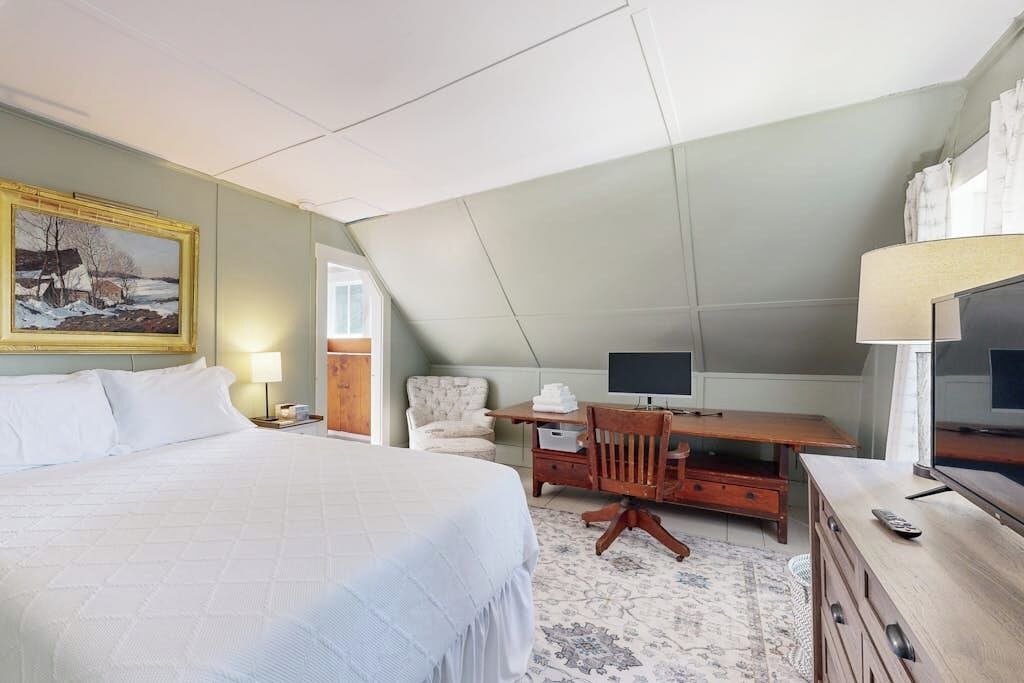 Photo of Bedroom in Wiscasset