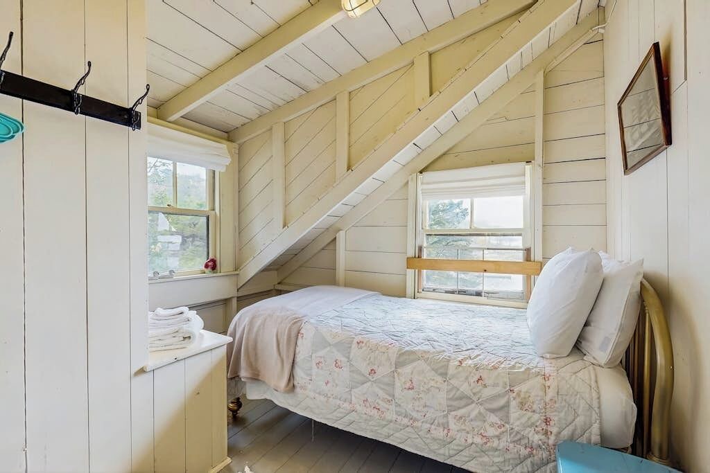 Photo of Bedroom in Boothbay Harbor