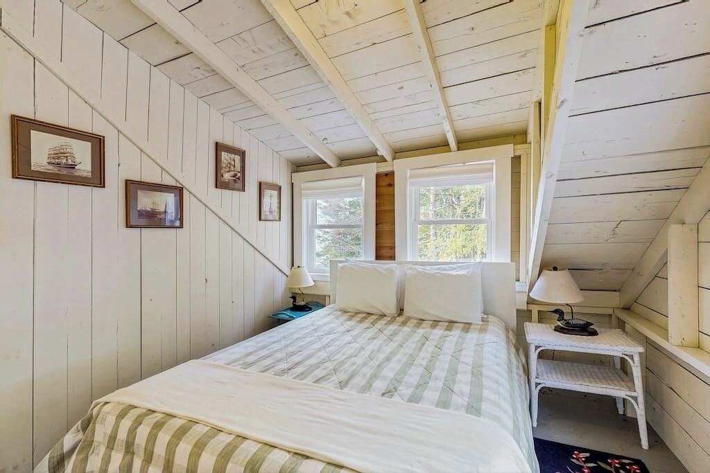 Photo of Bedroom in Boothbay Harbor
