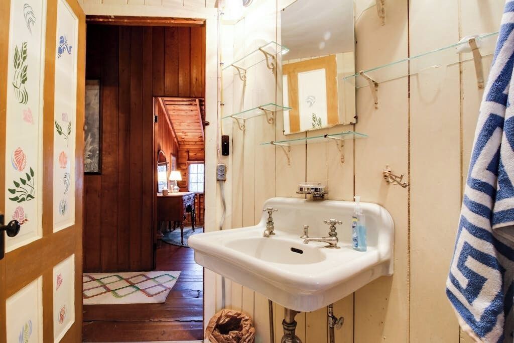 Photo of Bathroom in Boothbay Harbor