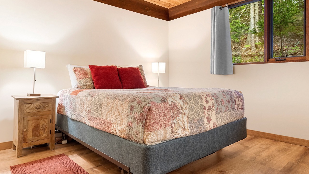 Photo of Bedroom in East Boothbay
