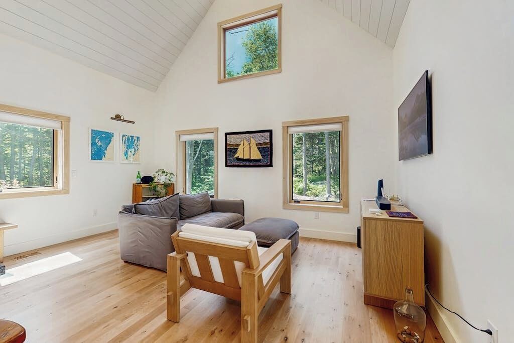 Photo of Livingroom in East Boothbay