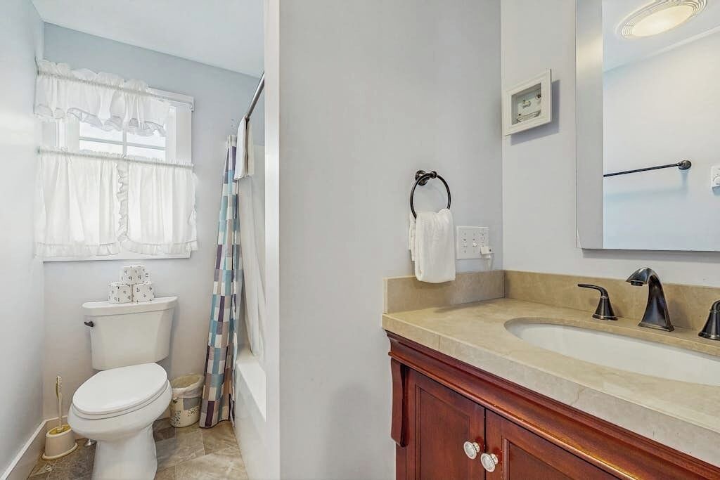 Photo of Bathroom in East Boothbay