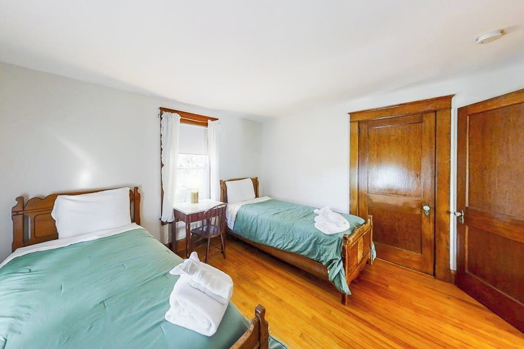 Photo of Bedroom in Bayville
