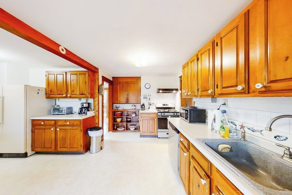 Photo of Kitchen in Bayville