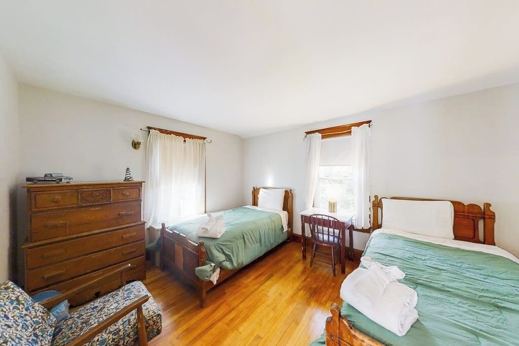 Photo of Bedroom in Bayville
