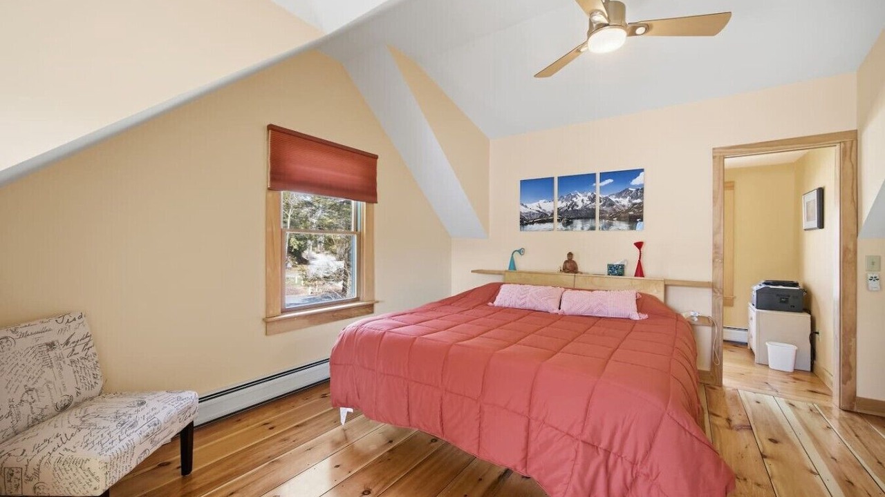 Photo of Bedroom in Mount Sunapee