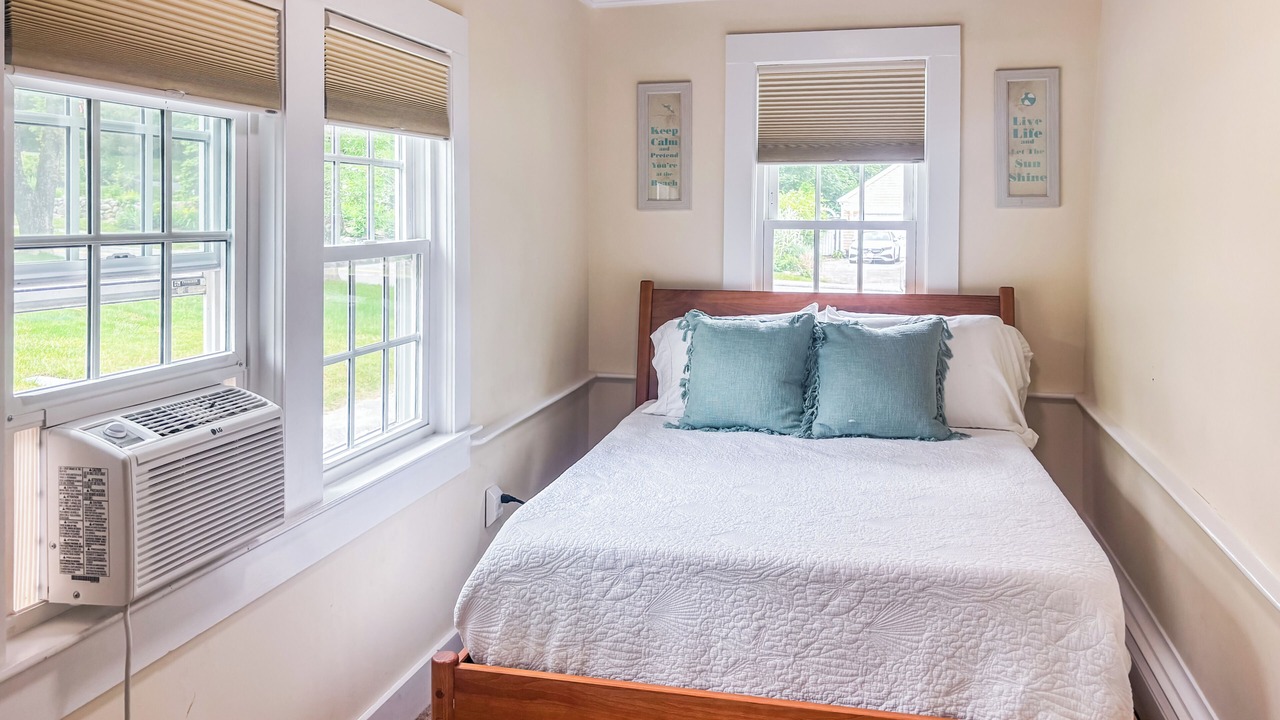 Photo of Bedroom in Cummaquid