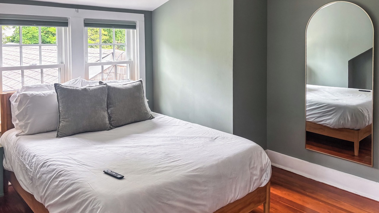 Photo of Bedroom in Cummaquid