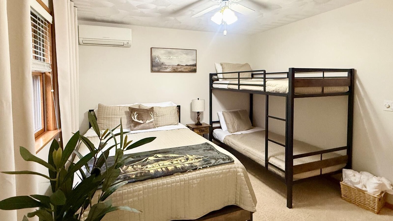 Photo of Bedroom in Hallstead