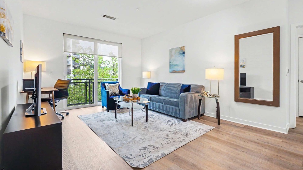 Photo of Livingroom in Downtown