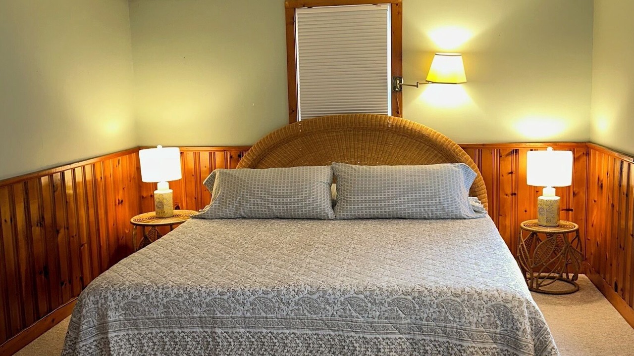 Photo of Bedroom in West Yarmouth