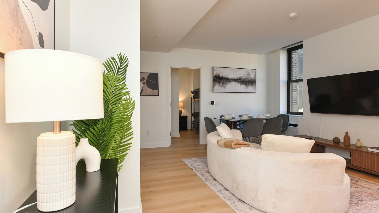Photo of Livingroom in Financial District