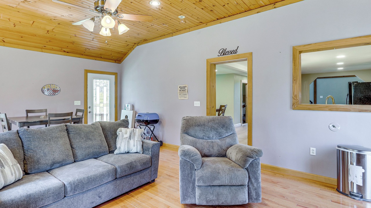 Photo of Livingroom in Barnstead